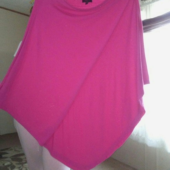 GLO Tops - Tonic shirt size large pink